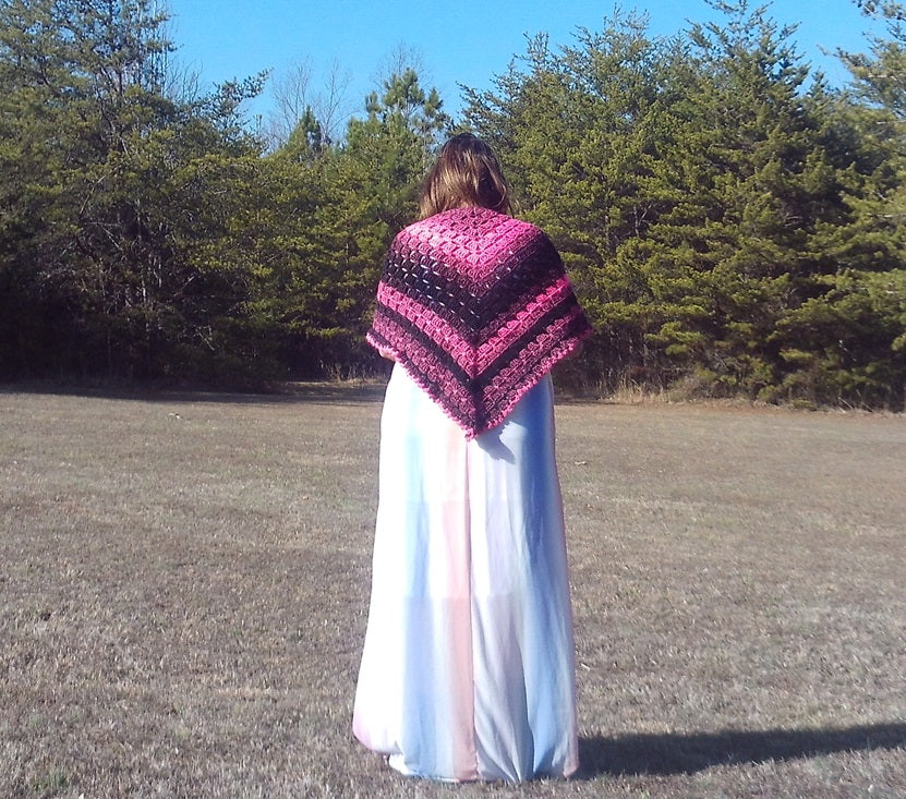 Chunky Pink & Black Gradient Crochet Shawl – Boho Triangle Wrap