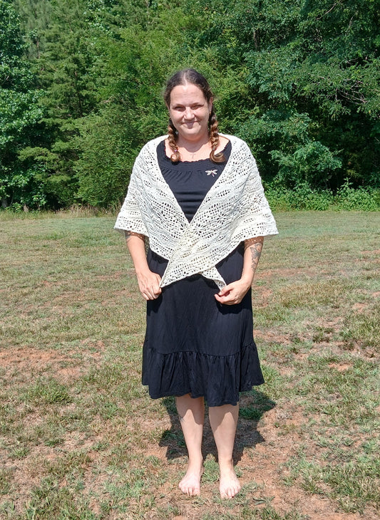 The "Daisy Chains" Bridal Shawl – Simply Elegant Collection