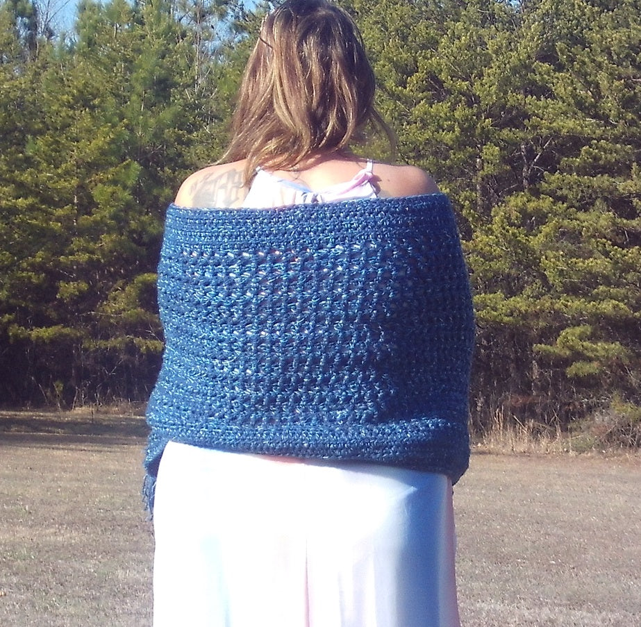 Elegant Midnight Blue Crochet Stole with Pockets